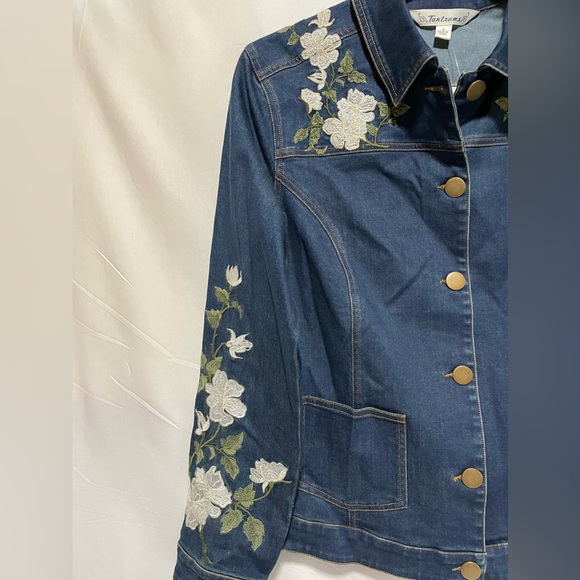 Tantrum embroidered denim jacket. Size small. NWT - Picture 3 of 5